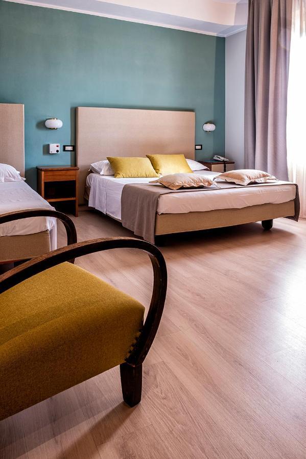 Albergo Cerchi Tortona Dış mekan fotoğraf